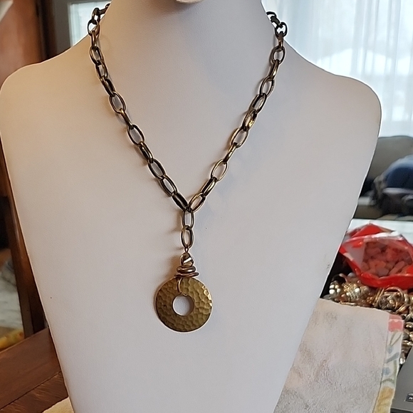 Elegant Chain Necklace - Picture 1 of 2